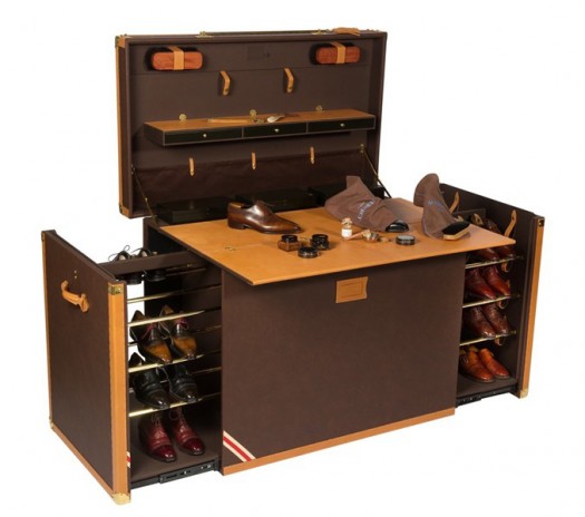 The Palace trunk is in Nederland exclusief verkrijgbaar bij The Royal Treatment The Palace trunk is in Nederland exclusief verkrijgbaar bij The Royal Treatment